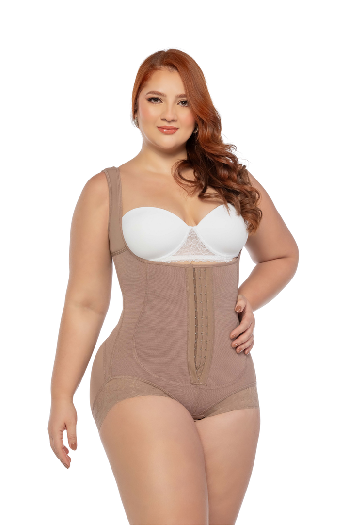 Short Shaping Body with Straps