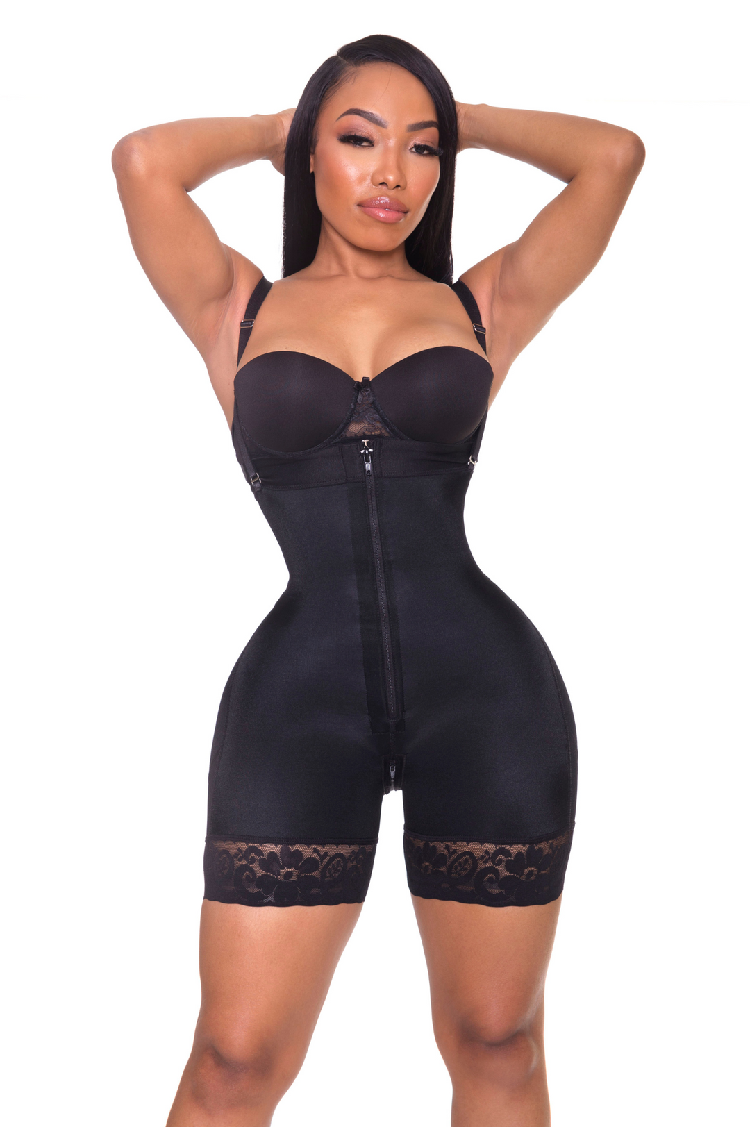 Short strapless girdle with medium compression