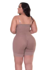 Short Girdle with Side Closure – Seamless Tummy Control - Image 7