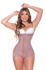 Ultra Shaping Strapless Bodysuit - Image 2